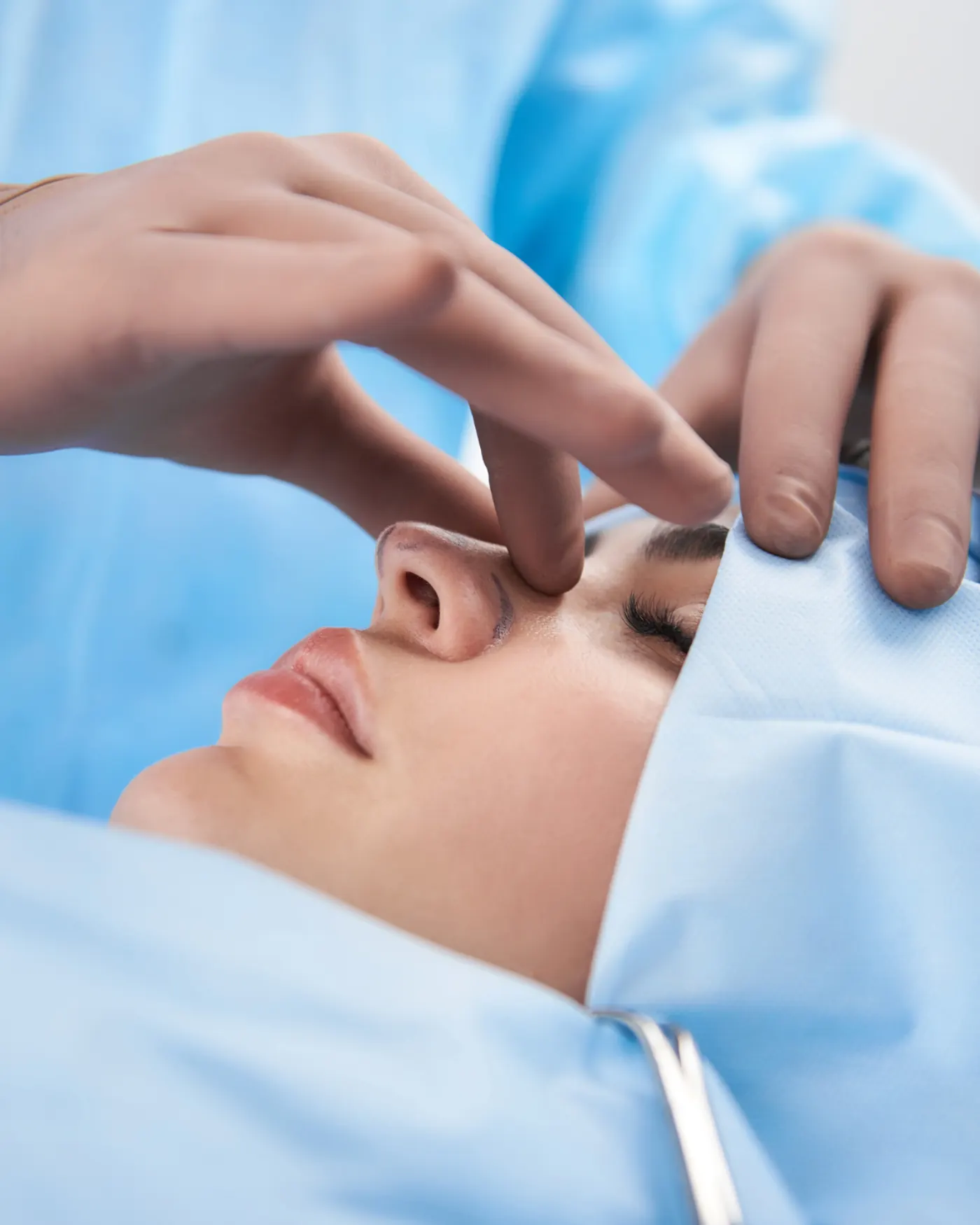 Rinoplastia Ultrasónica — Dr. Camilo Comba, Costa Rica